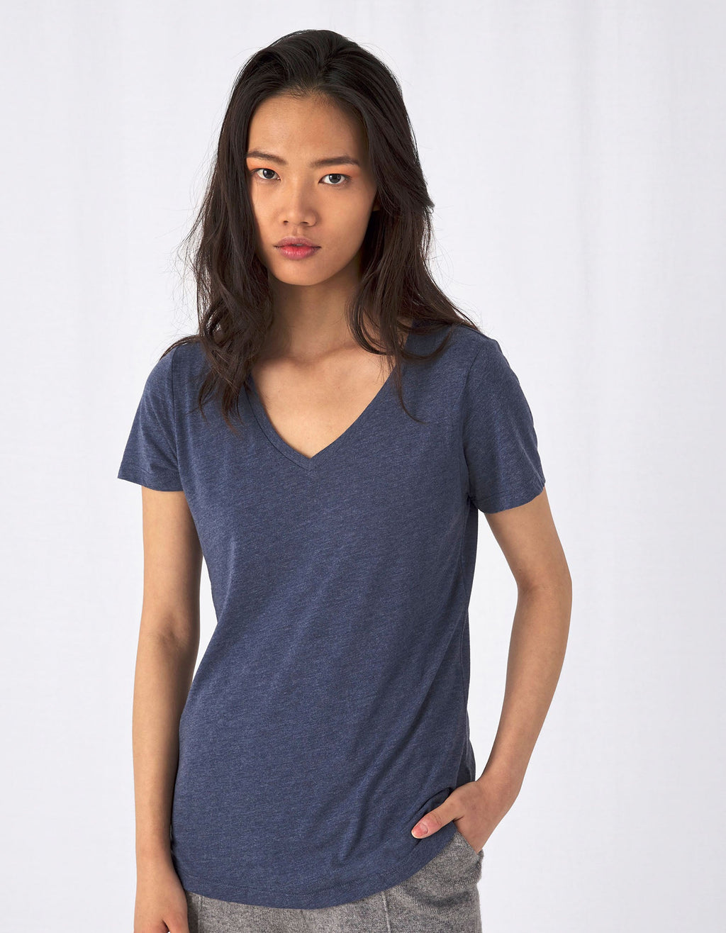 T-Shirt Women´s V-Neck Triblend besticken & bedrucken | Pulsar Workwear