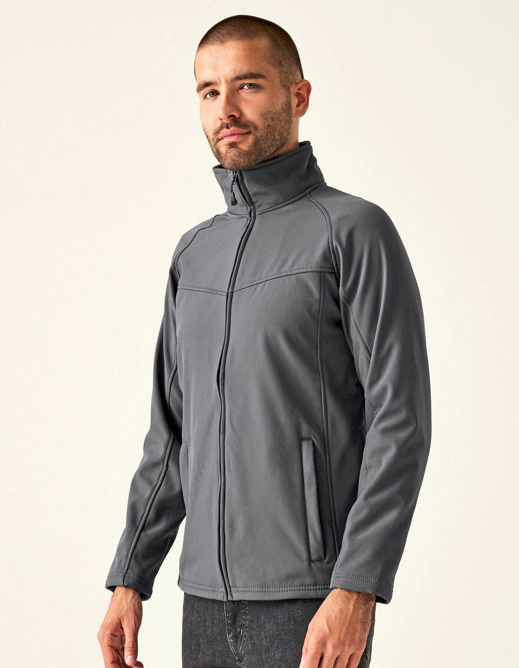 Jacke Uproar Softshell besticken & bedrucken | Pulsar Workwear